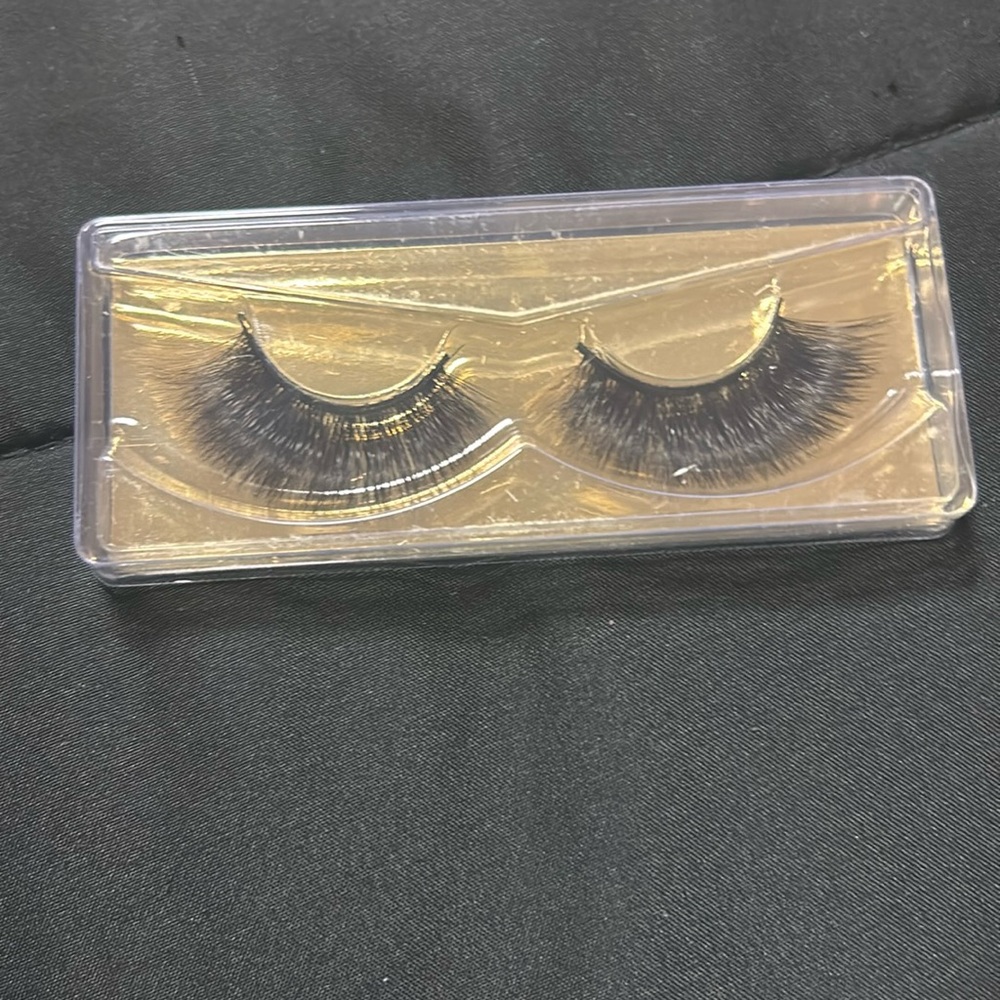 Eyelashes